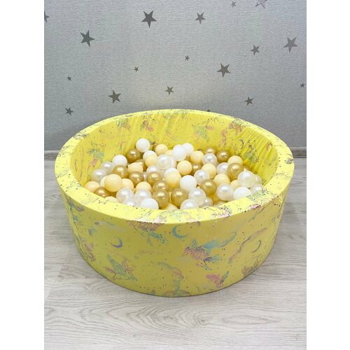 золотистый, серебристый, желтый, белый