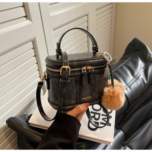 Сумка ведро , фактура гладкая, черный