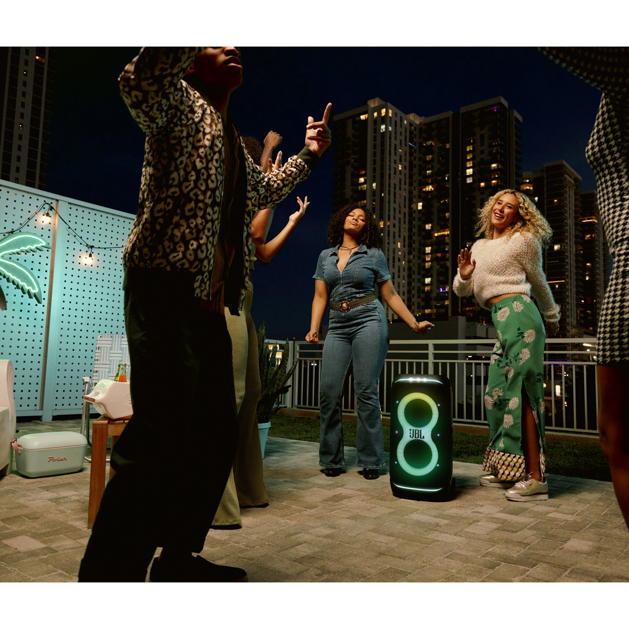 Беспроводная акустика JBL PartyBox Stage 320