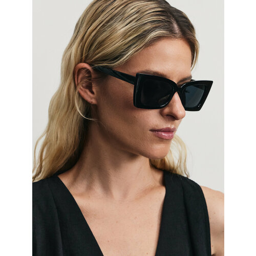 Солнцезащитные очки Zarina, черный