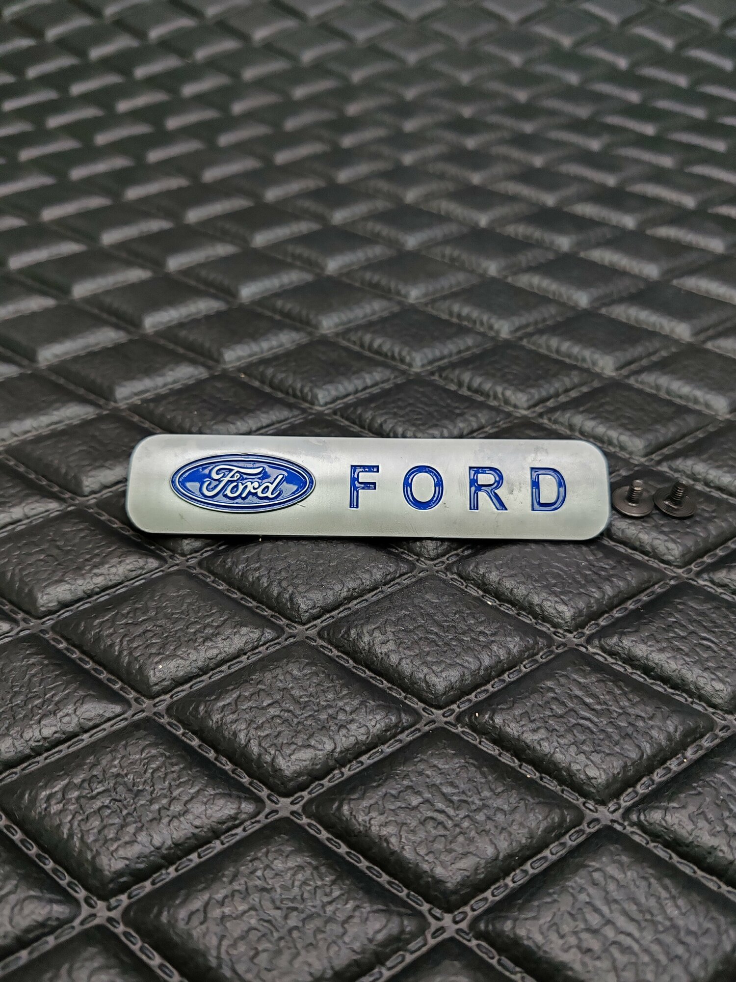 Логотип (шильдик) для Ford 1 шт, большой металлический 127х23 мм