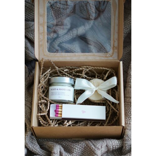 Подарочный набор с свечой и мылом