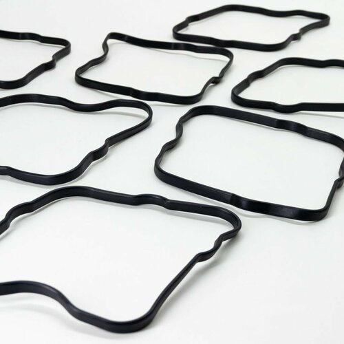 Прокладка клапанной крышки NISSAN DIESEL RE8/RG8/RD8/RF8, вид 1, QUNZE (комплект на 8 цилиндров)