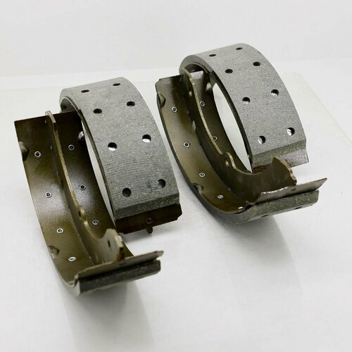 Колодки барабанные TOYOTA DYNA FN-2294 GSPARTS 4670₽