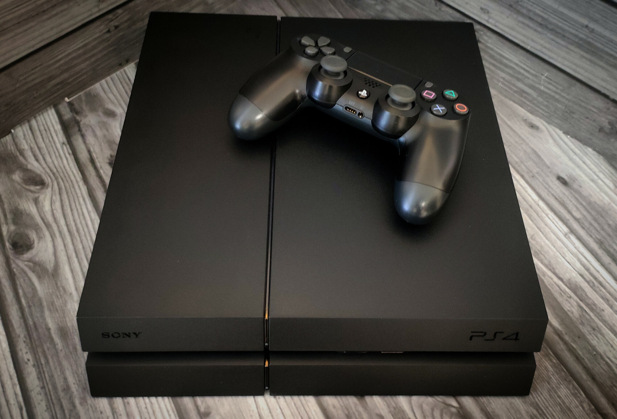 Игровая приставка Sony Playstation 4 Fat 1TB Прошитая ПО 11.0 GoldHen V 2.4 с Играми — фото 1