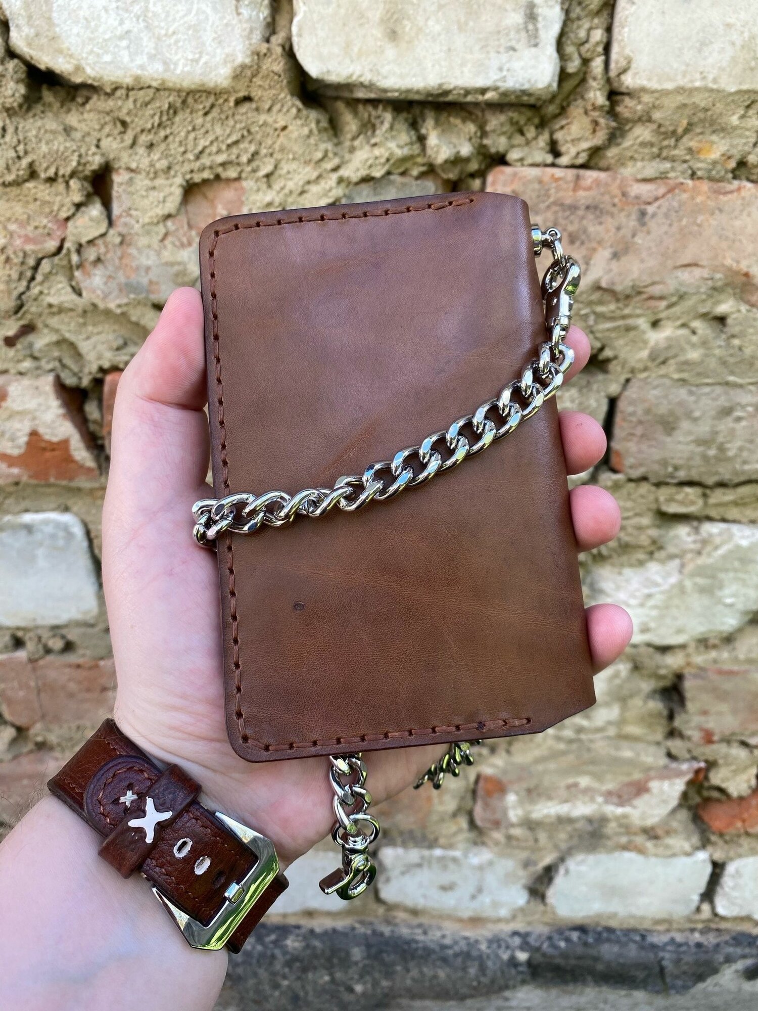 Кошелек SOZDASHEV Hand Made Авторский коричневый кошелек из натуральной кожи с цепью/ Кожаный кошелек ручной работы