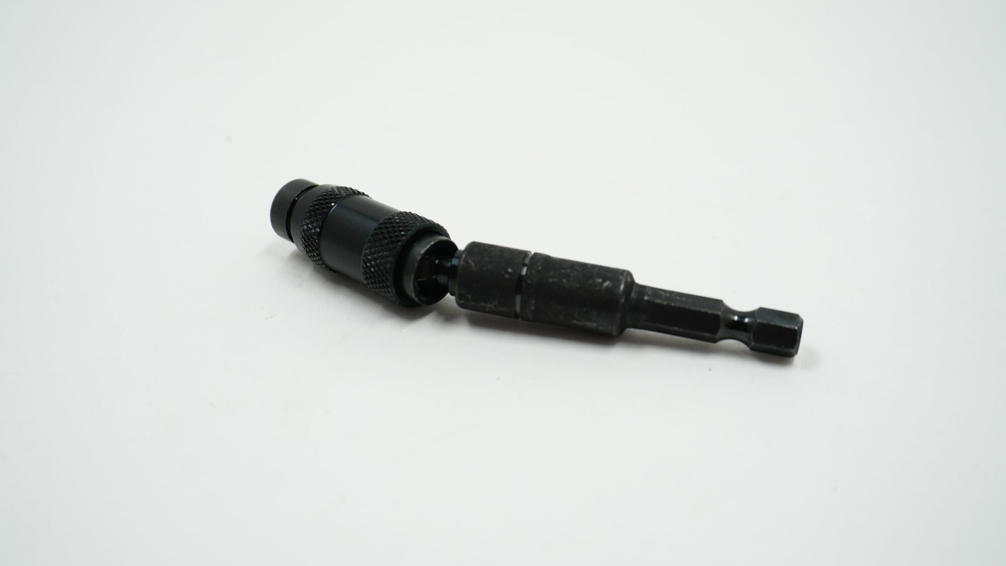 Адаптер шарнирный угловой, с магнитным держателем для бит — фото 1