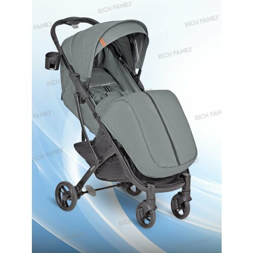 Коляска прогулочная складная с чехлом для ножек