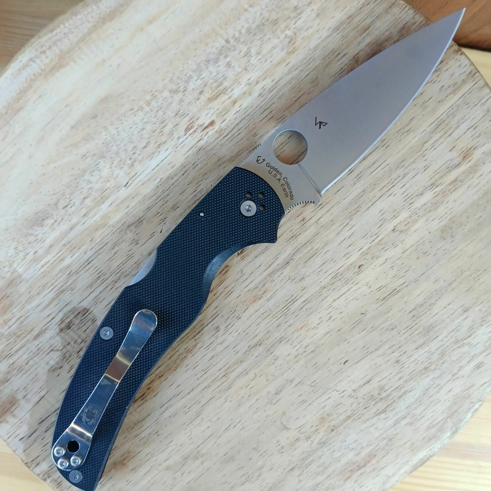 Spyderco Нож туристический Складной нож