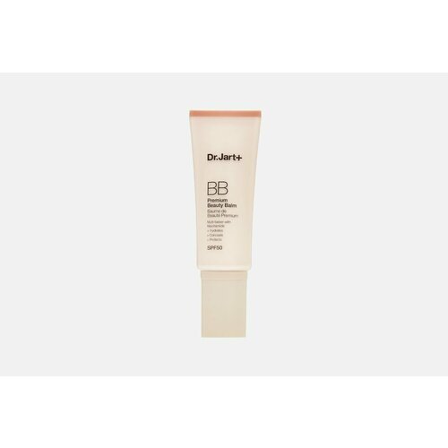 BB-крем Dr.Jart+ Beauty Balm обеспечивает идеальное покрытие на коже с неровностями и морщинками, ухаживает и не забивает поры. Корейский ВВ-крем эффективно выравнивает тон и защищает кожу от ультрафиолета. Тональное средство учитывает все особенности возрастной кожи - оно не проваливается в морщинки, не подчеркивает шелушения и самое главное: оказывает выраженный лифтинг-эффект. Укрепляет защитный барьер, препятствует появлению раздражений и воспалений, успокаивает кожу. Умный пигмент в составе средства прекрасно подстраивается под разные оттенки кожи. Крем отлично скрывает несовершенства, делает цвет лица однородным и придаёт свежий, отдохнувший вид. Увлажняющий крем способен замаскировать пигментные пятна, мелкие покраснения и пост-акне, а также, благодаря легкой нежирной консистенции, bb-крем не забивает поры и не провоцирует появление воспалений.