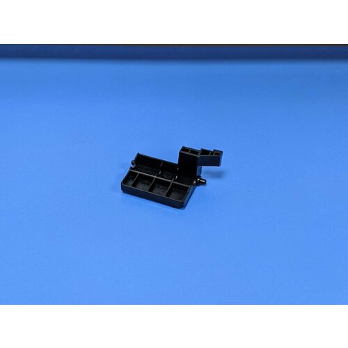 Рычаг открывания дверцы для СВЧ Haier HMX-BTG259W 500₽