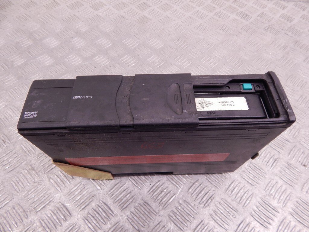 Чейнджер компакт дисков BMW 5-Series (E39) 65126946989