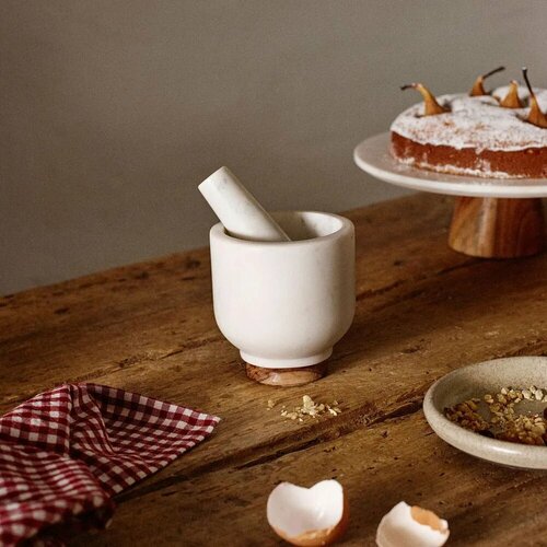 Cinderella Пестик и ступка из белого мрамора и дерева 6944₽