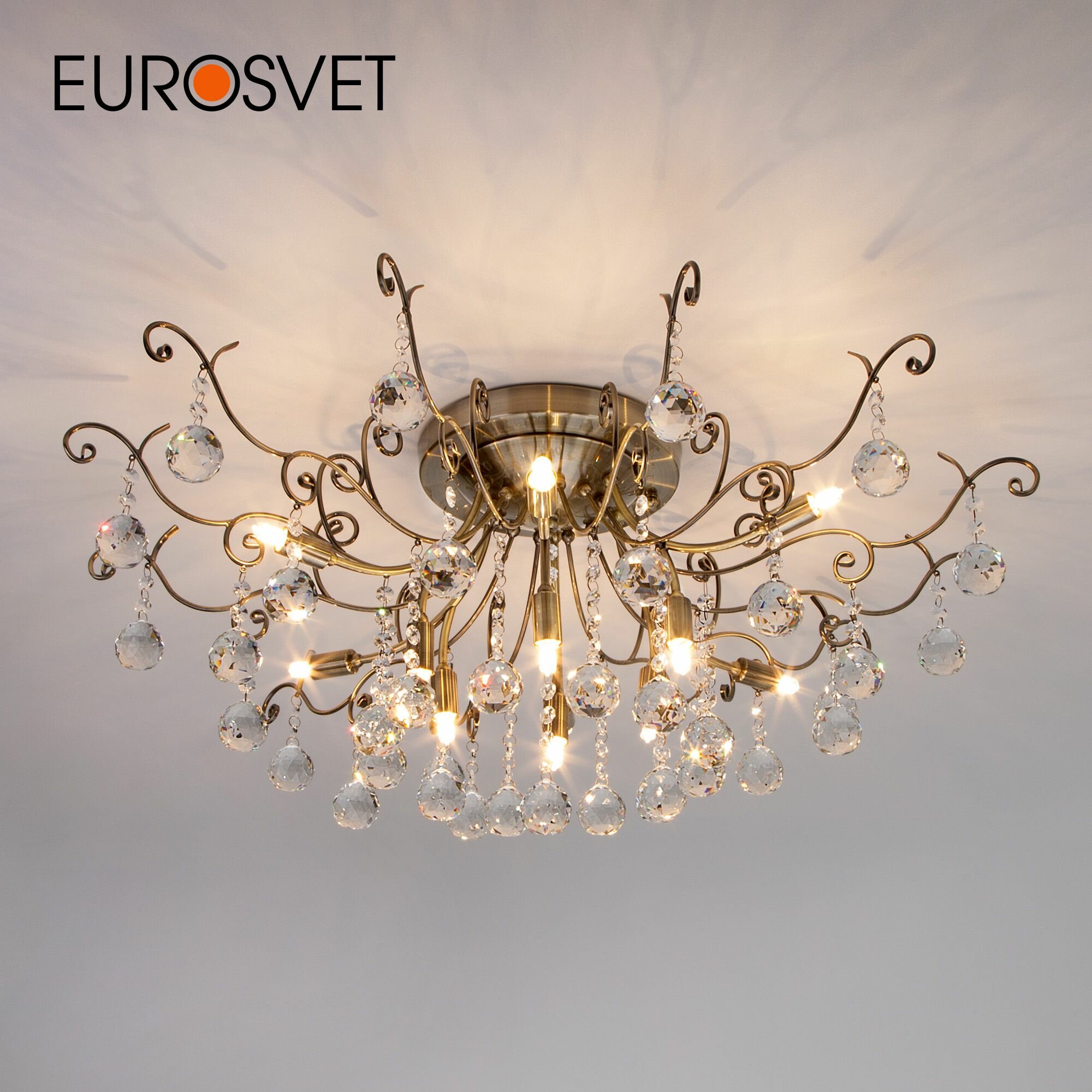 Люстра / Потолочный светильник с хрусталем Eurosvet Vita 10042/12, цвет античная бронза