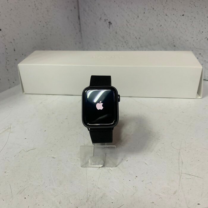 Смарт-часы Apple Watch series 5 44mm