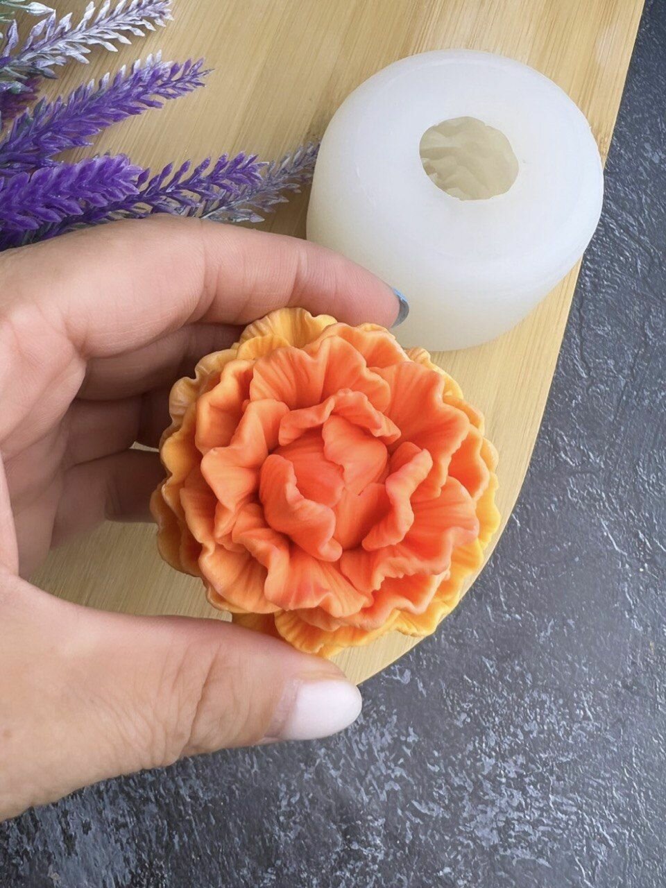 Силиконовый молд для шоколада "Пион Махровый" от бренда forma_Mold — фото 1