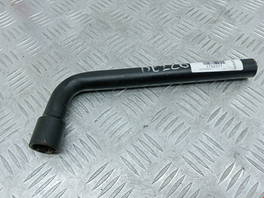 Ключ баллонный Renault Megane 2 8200051473 арт. 1752377