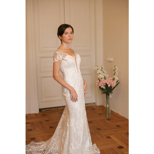 Свадебное платье , размер 42-44-46, белый
