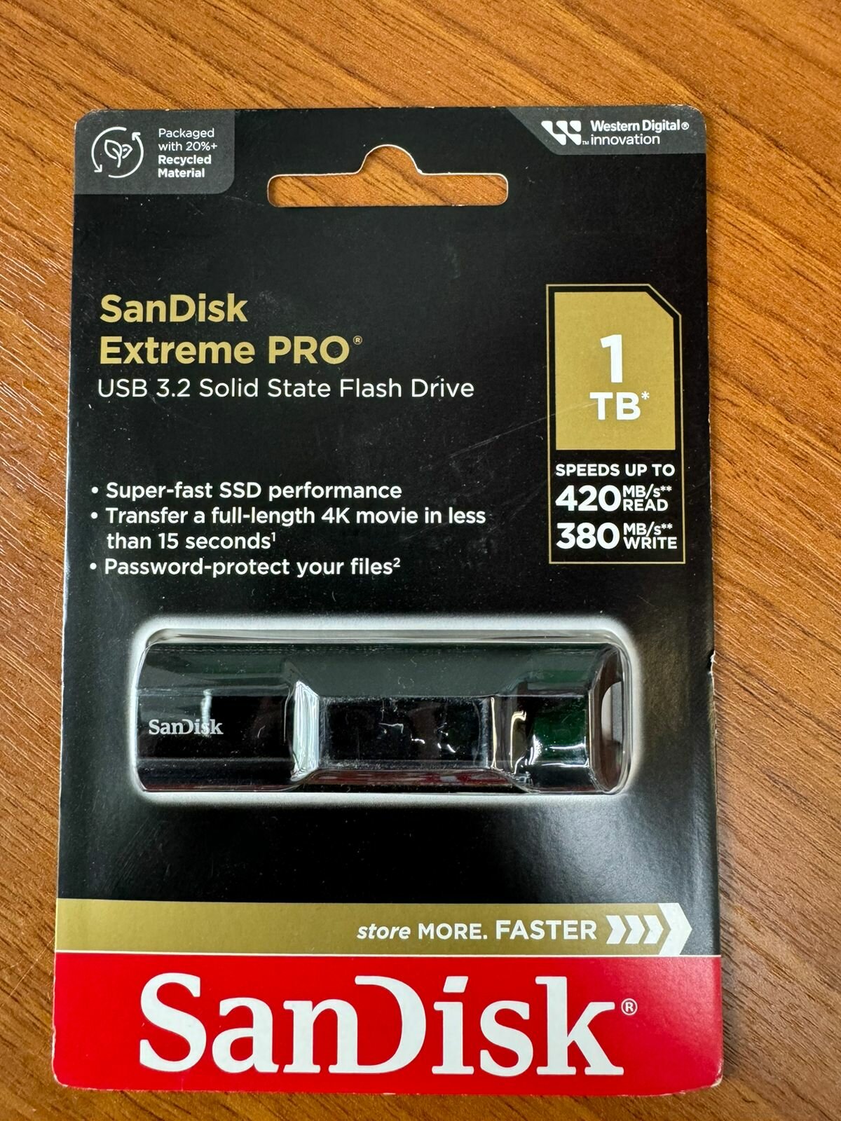 Накопитель SanDisk Extreme Pro USB3.2 Flash 1TB CZ880