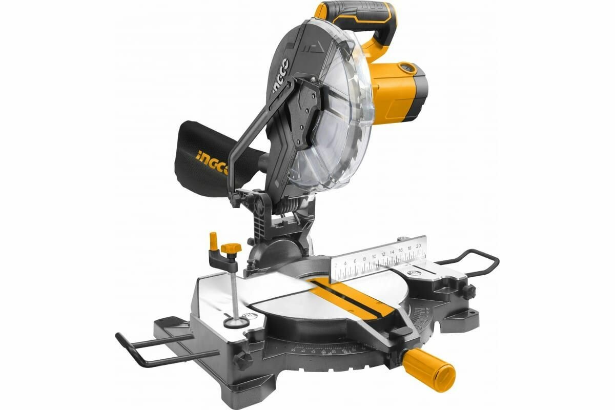 Торцовочная дисковая ручная пила INGCO BMS18001