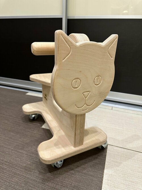 Беговел деревянный кот