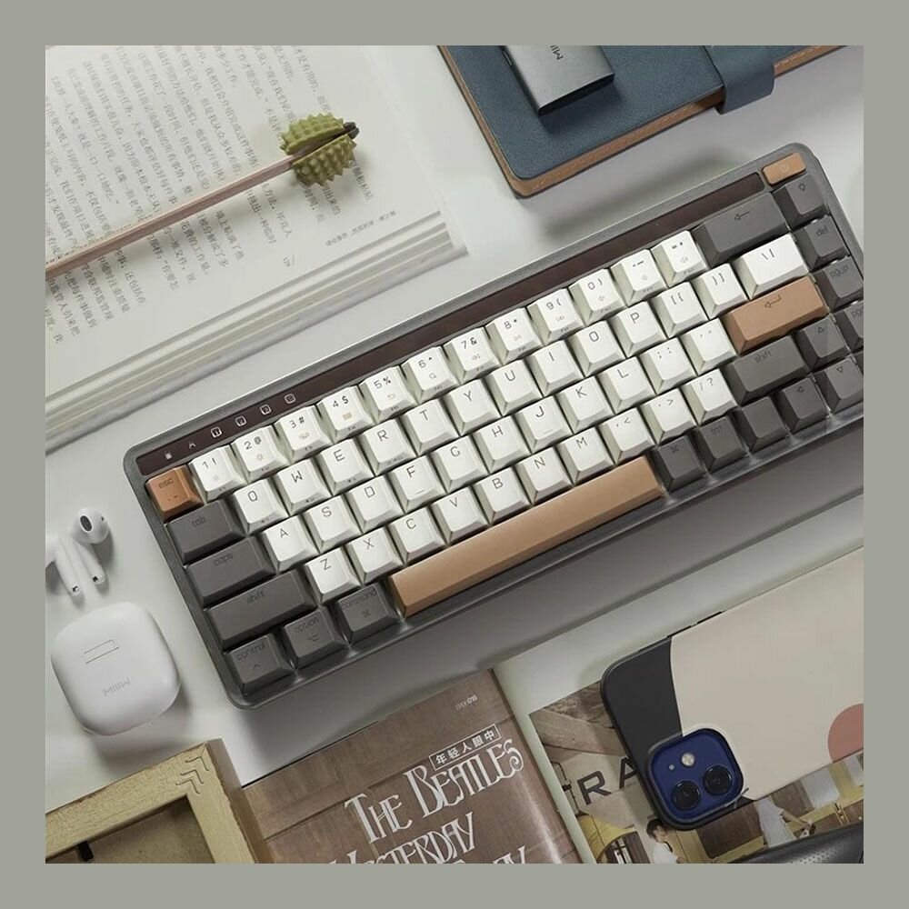 Механическая клавиатура для компьютера MIIIW ART Series Mechanical Keyboard Three-Mode 68 Keys с русско-английской раскладкой Кофейные зёрна