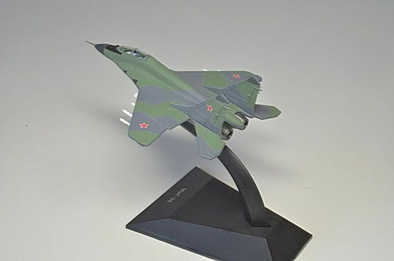 Масштабная модель 1/160 самолет МИГ-35 — фото 1