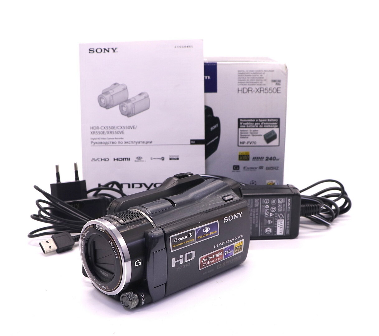 Видеокамера Sony HDR-XR550E в упаковке