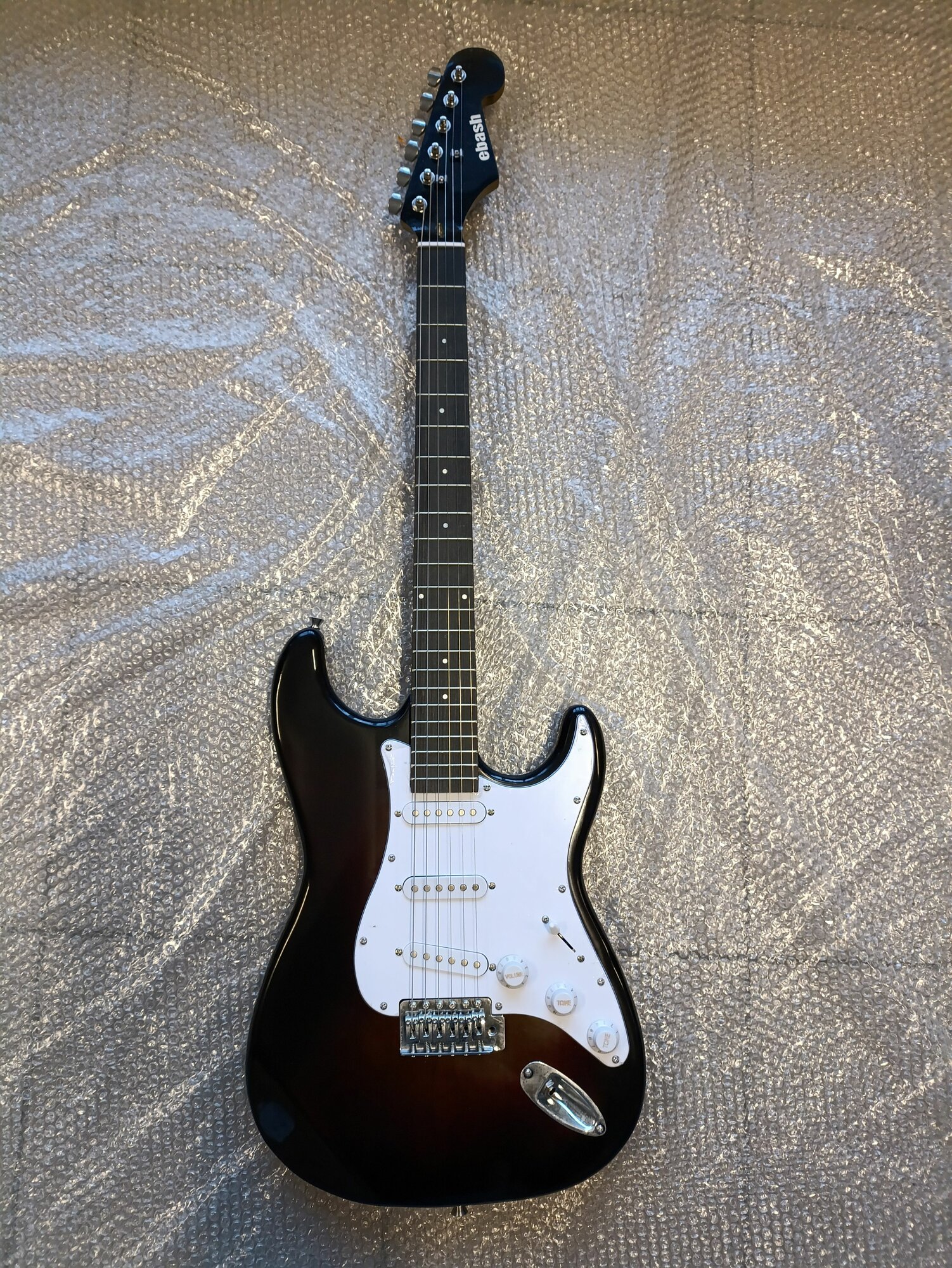 Электрогитара (гитара электрическая) STRATOCASTER E-BASH