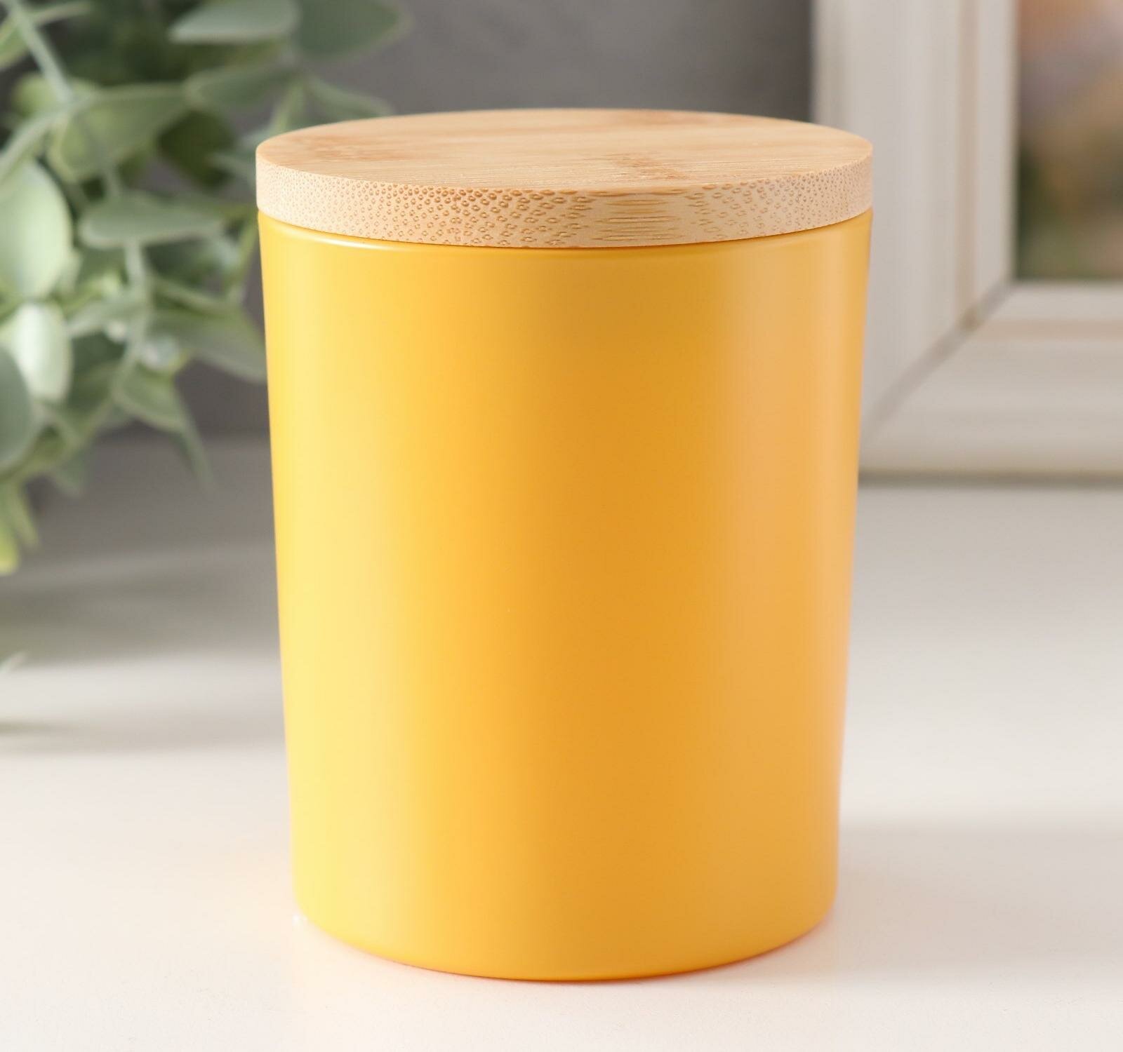 фото Банка для свечей стекло с крышкой "Жёлтая матовая" 220 мл 7х7х8,4 см