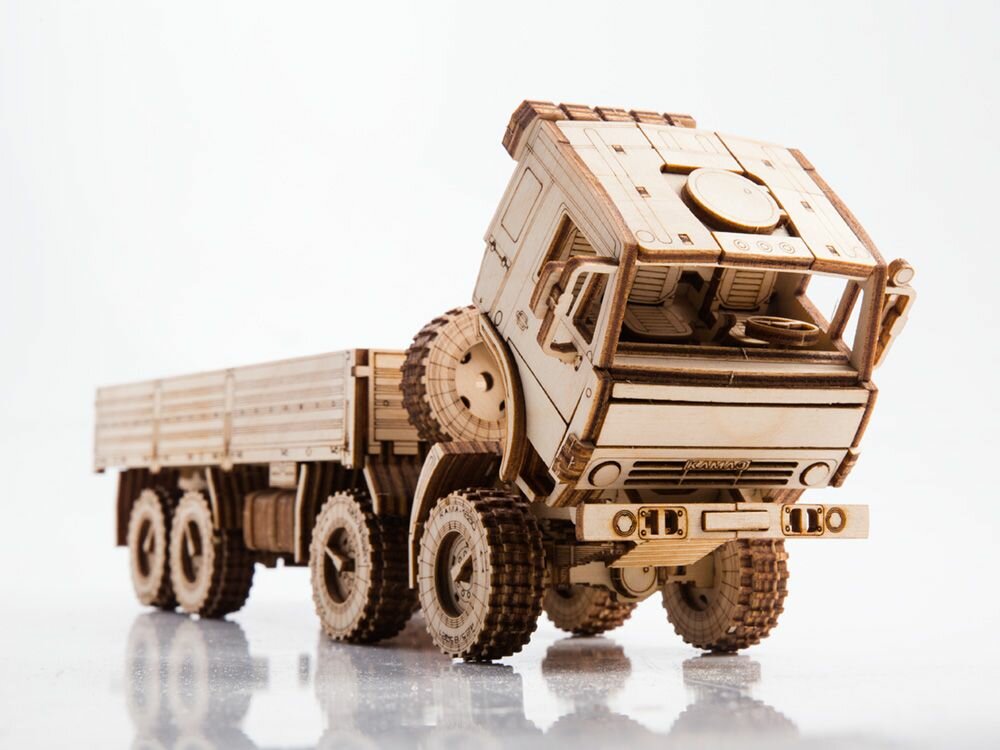 11004 Сборная модель из дерева КАМАЗ-6350 — фото 1