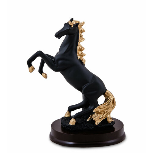 Фигурка Норовистый конь 1646₽