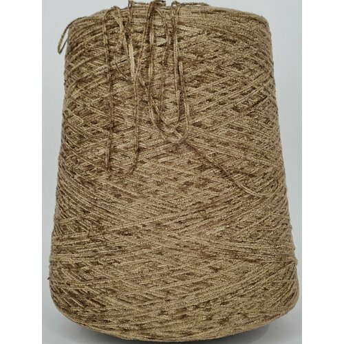 Бобинная пряжа E.Miroglio, Italiana Velluto цвет изумруд (300гр). Состав:45%вискоза,55%полиакрил. Метраж:600м/100гр.