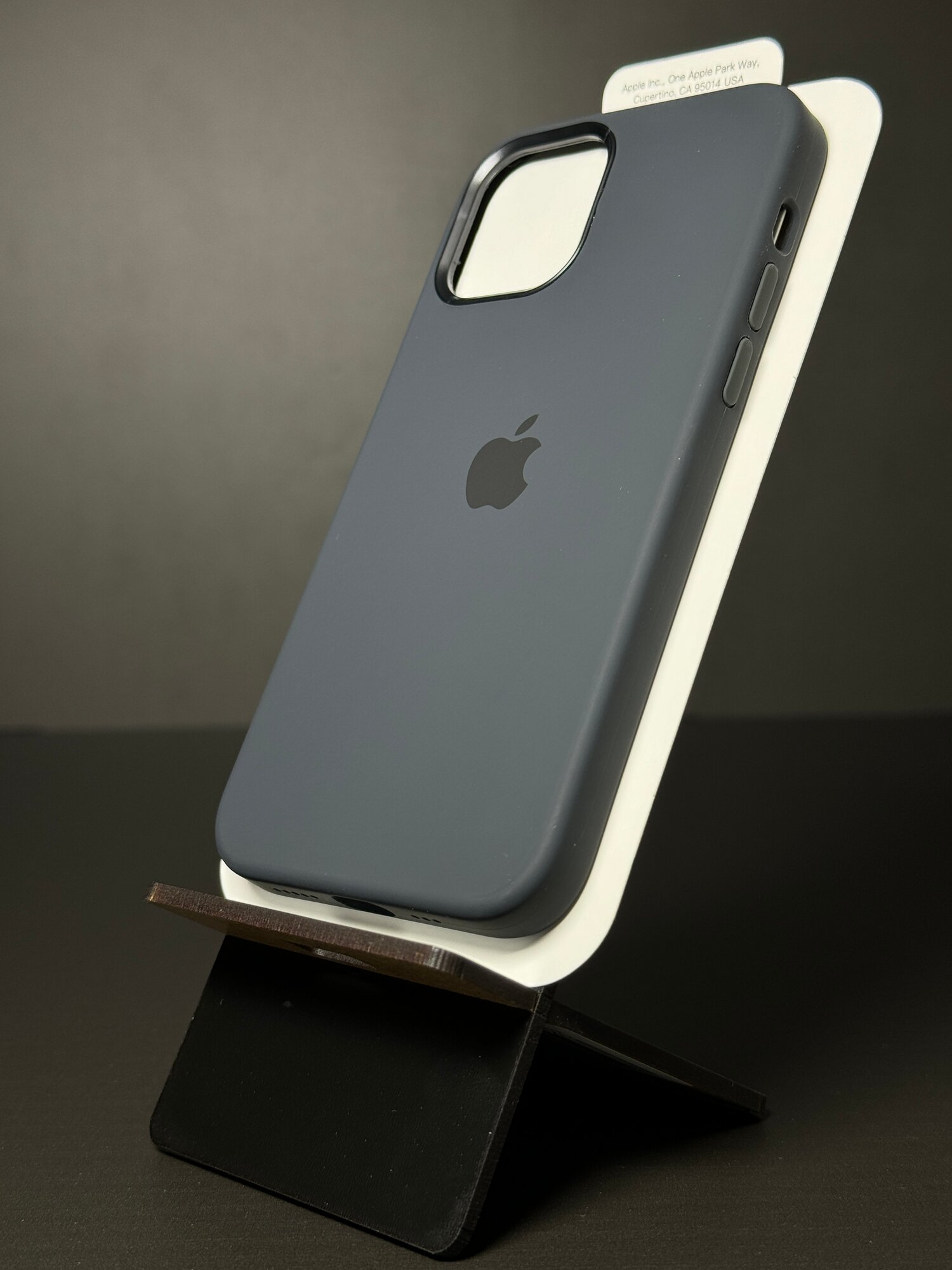 Чехол Silicone Case Black для iPhone 12/12 Pro, Силикон, Противоударный