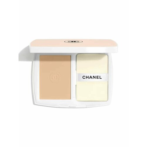 Тональное средство с эффектом хайлайтера Le Blanc B30 5936₽