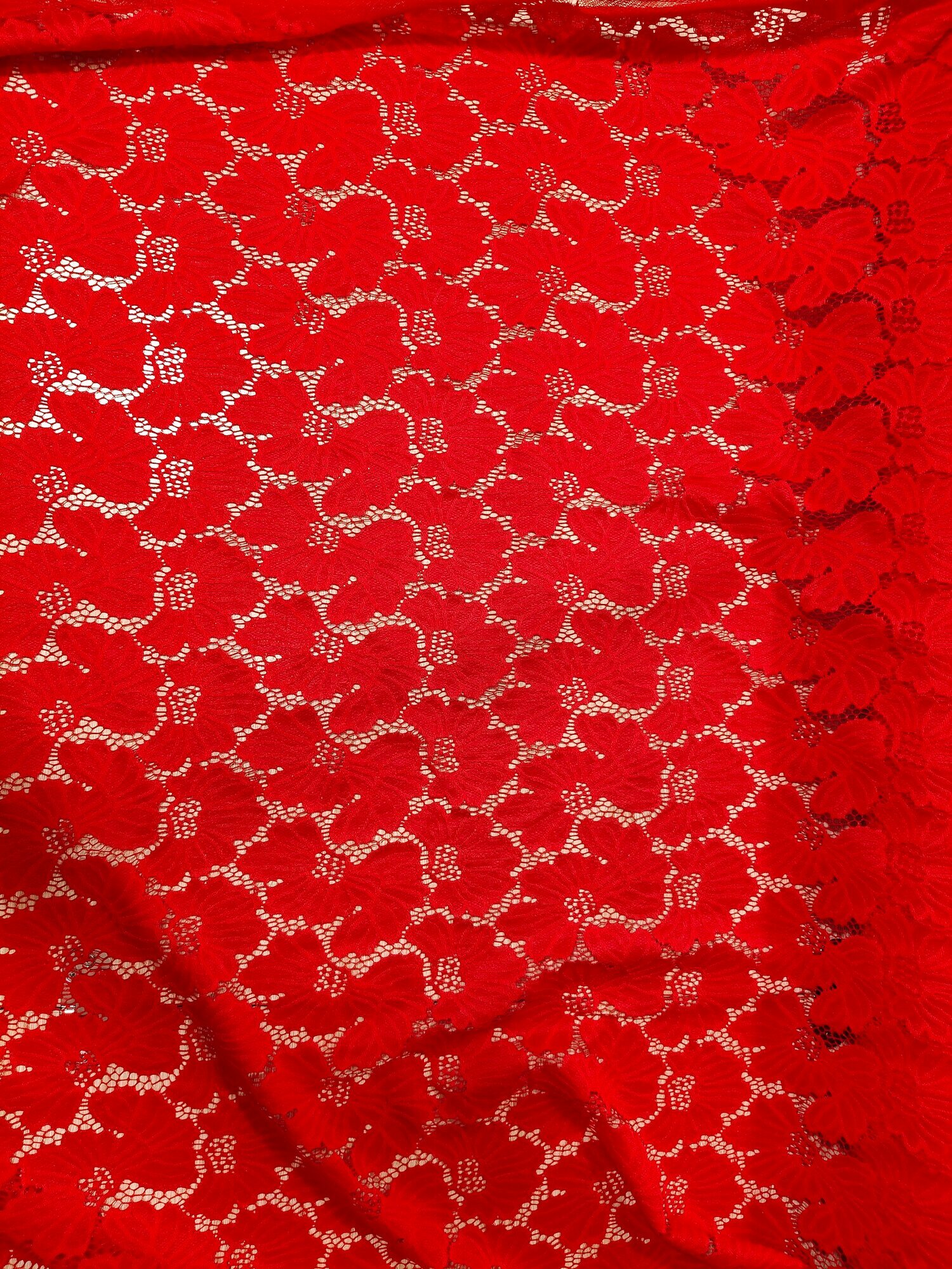 Ажурное кружевное полотно, гипюр стрейч, красный