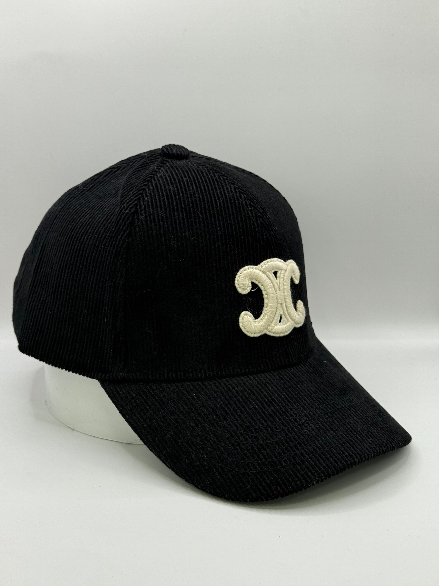 Кепка черный для девочек и женщин