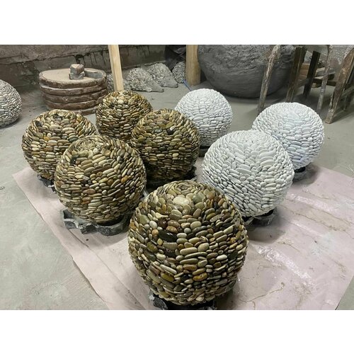 Шар из черноморской гальки от Garden Ninja 27см белый, садовая фигура, садовый декор для дачи