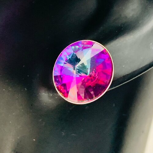 Серьги пусеты , кристаллы Swarovski, размер/диаметр 14 мм, фиолетовый, зеленый