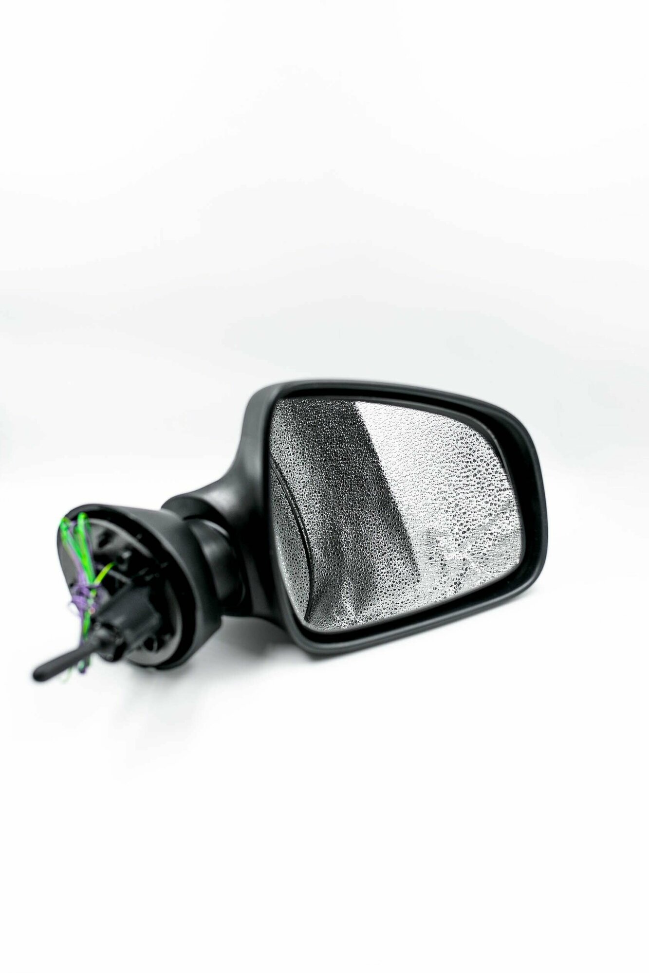 Зеркало заднего вида правое механическое с повторителем для а/м Lada Largus, Renault Logan, Duster, Sandero, Nissan Terrano - автоблик арт. R90.8201020 (101)