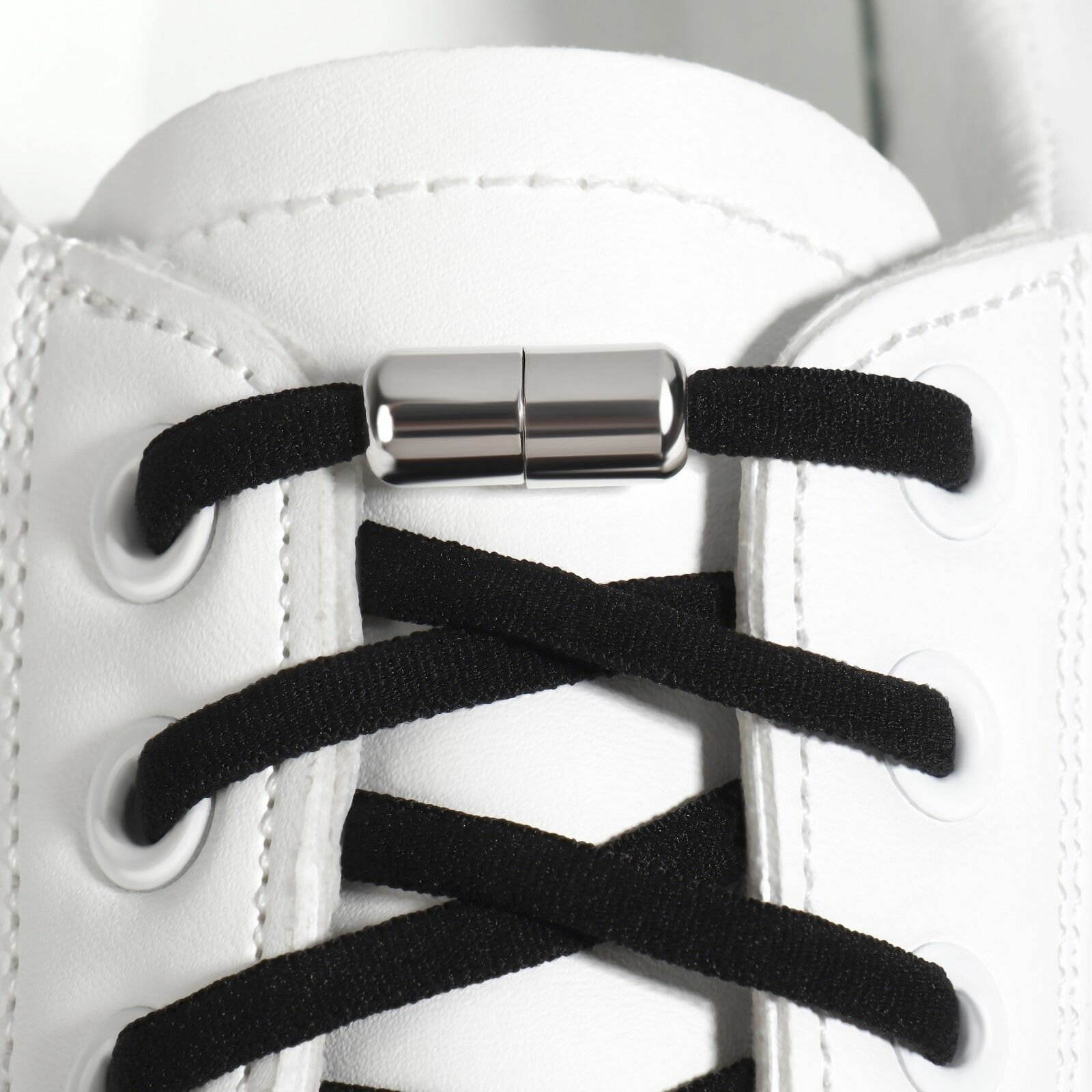 Шнурки для обуви черные эластичные с винтовым фиксатором