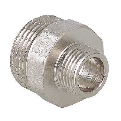 Фитинг резьбовой – ниппель переходной Valtec VTr.580. N.0704