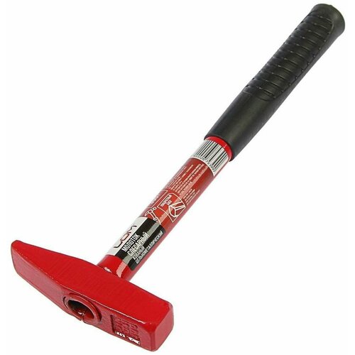 Молоток слесарный ЛОМ квадратный боек металлическая обрезиненная рукоятка 300 г 657₽