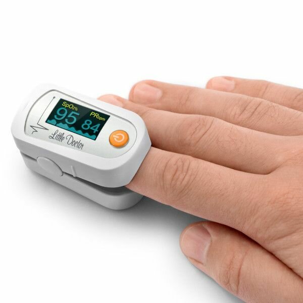 Пульсоксиметр на палец Little Doctor MD300C23 медицинский, измерение пульса и уровня насыщения крови кислородом (сатурации), регулировка яркости — фото 1