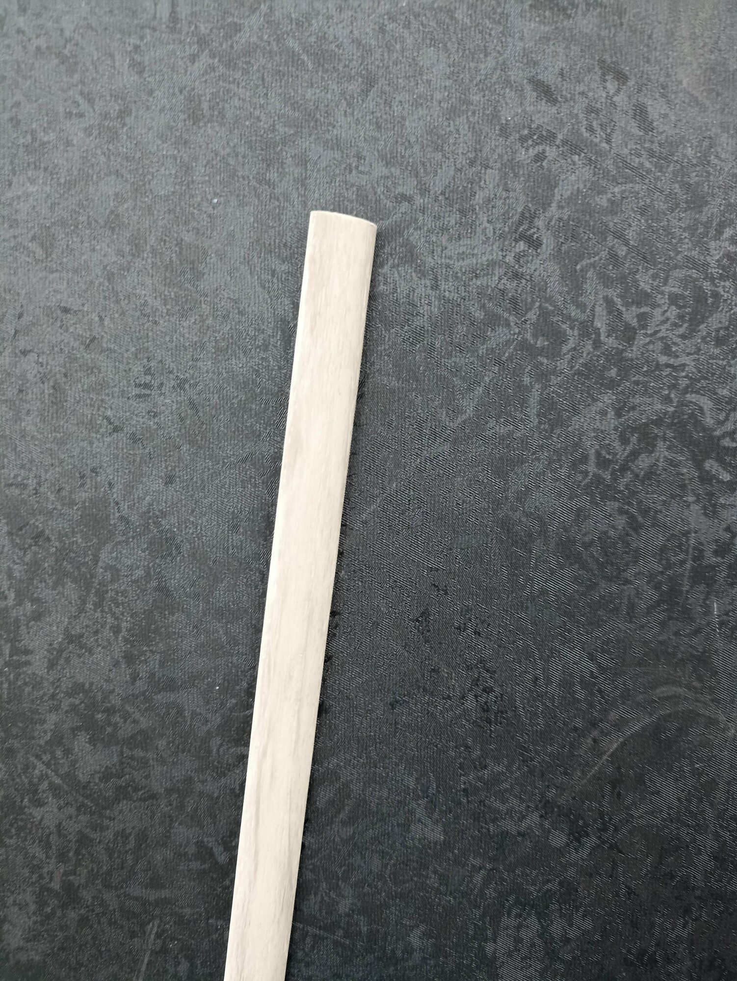 фото Угол внутренний, округлый ПВХ, 10*10 мм, 0,9 м, Дуб латте, 5 шт.