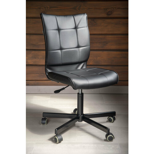 Кресло компьютерное без подлокотников Chair 1 черное кожаное 7202₽