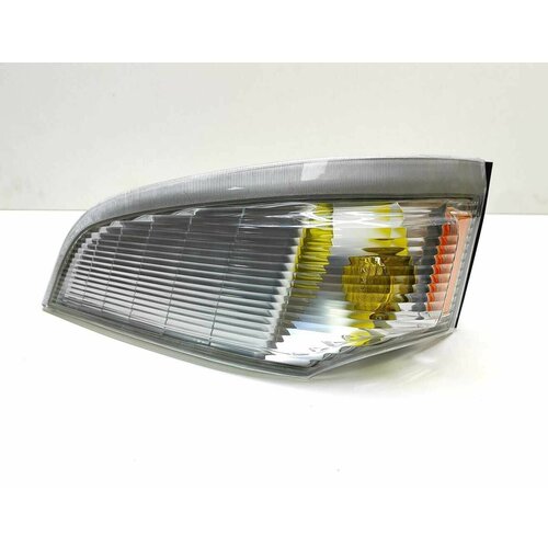 Поворот передний MMC CANTER FE85 c 2003 г белый над фарой, левый, Nilson Auto Parts