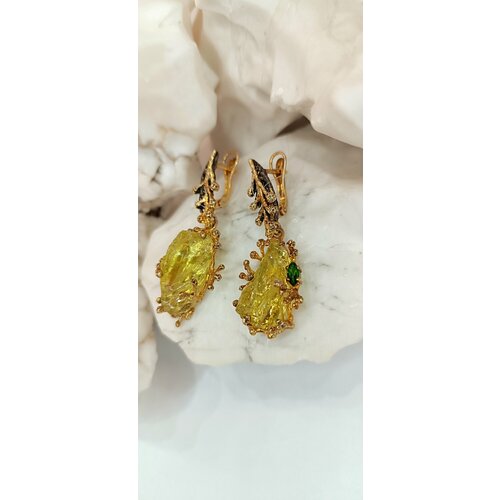 Серьги СИЛА ПРИРОДЫ, серебро, 925 проба, золочение, чернение, бриллиант, хромдиопсид, длина 5 см, бесцветный