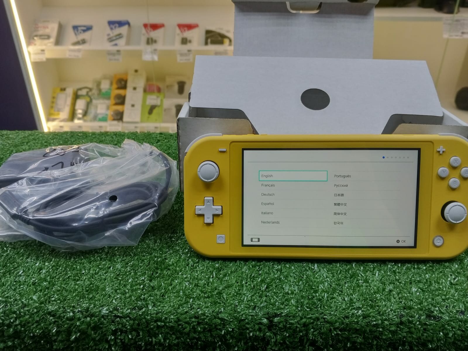 Игровая приставка Nintendo Switch Lite