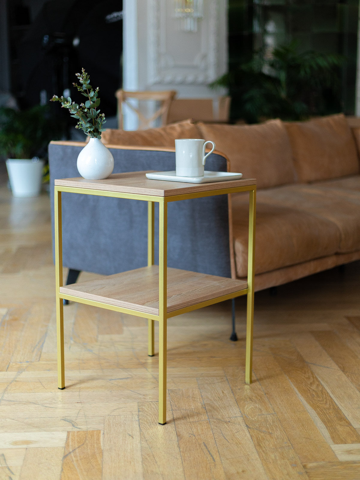 Cтолик журнальный NORMAN  золотой ЛДСП